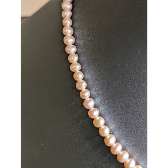 4mm - 5mm Genuine Pink Pearl 18" Strand Necklace W/ 14k Gold Clasp Need Restrung - Picture 3 of 9